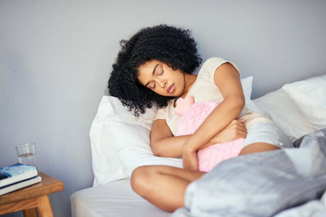 These Are The 7 First Signs of Endometriosis