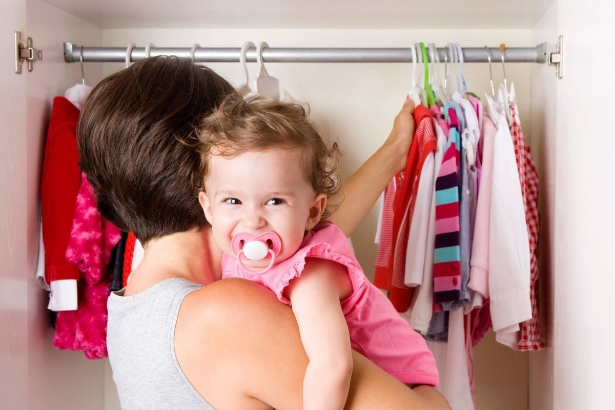 7 Tips for How to Organize a Baby's Clothes