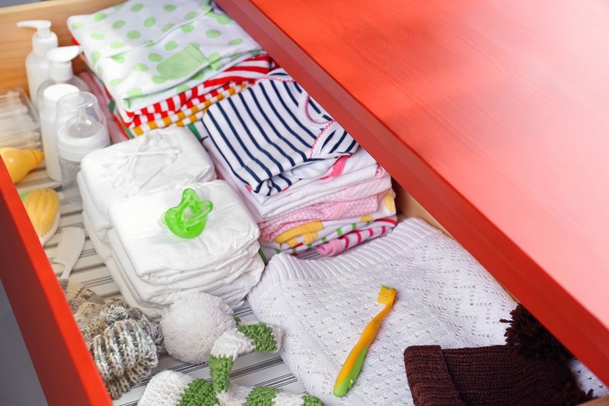 7 Tips for How to Organize a Baby's Clothes