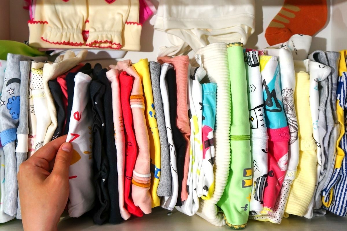 7 Tips for How to Organize a Baby's Clothes